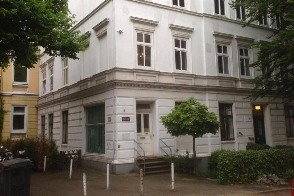 Gemuetliche 3-Zkb Wc Souterrainwohnung In Bestlage Hamburg Eksteriør bilde